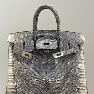Classic Hermes Bag: A Stylish and Versatile Choice for Elegance